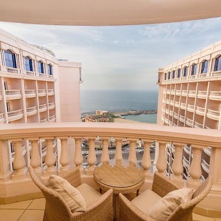 亚历山大托里普酒店 亚历山大港 外观 照片 Balcony view of the hotel