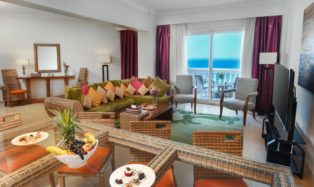 亚历山大托里普酒店 亚历山大港 外观 照片 A suite at the resort