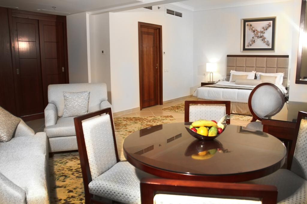 亚历山大托里普酒店 亚历山大港 外观 照片 A room at the hotel