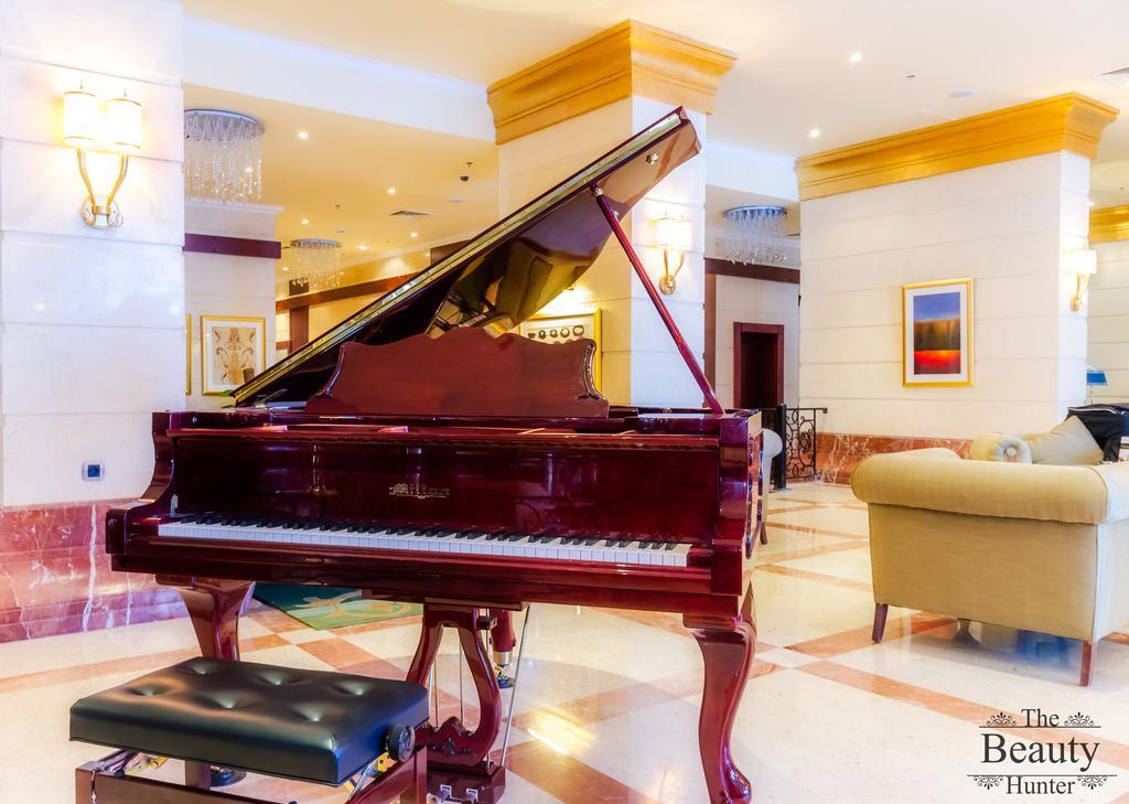 亚历山大托里普酒店 亚历山大港 外观 照片 Piano in the lobby