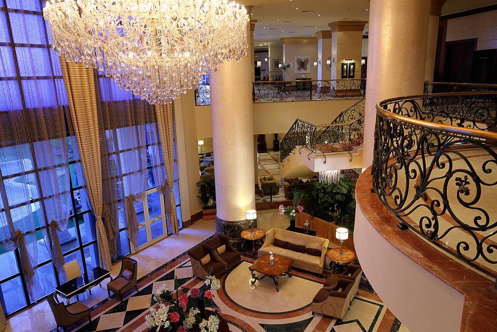 亚历山大托里普酒店 亚历山大港 外观 照片 The lobby of the hotel