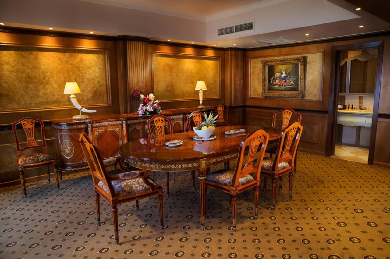 亚历山大托里普酒店 亚历山大港 外观 照片 The dining room of the presidential suite